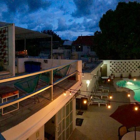 Moloch Hostel & Suites كانكون المظهر الخارجي الصورة