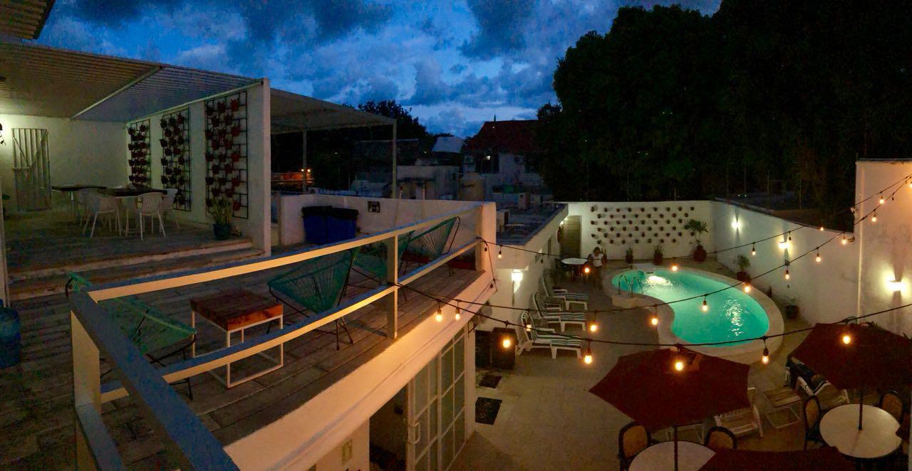 Moloch Hostel & Suites كانكون المظهر الخارجي الصورة